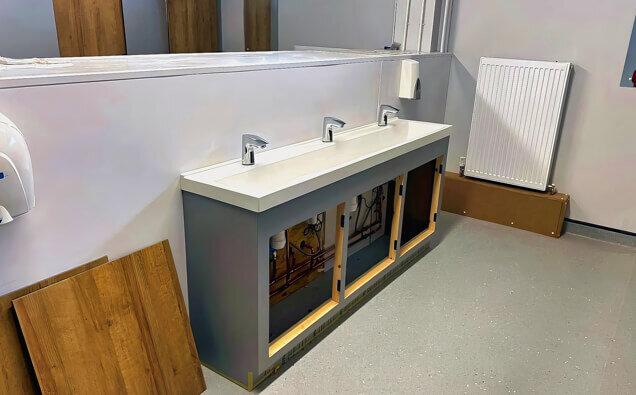 https://plumberwanneroo.com.au/uploads/2025/06/commercial-plumbing-241560.jpg