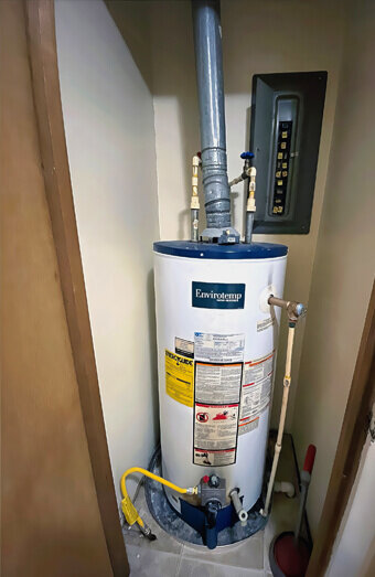 https://plumberwanneroo.com.au/uploads/2025/06/hot-water-134456.jpg